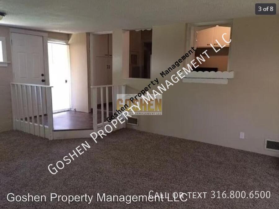 Building Photo - 1607 N Terrace Dr