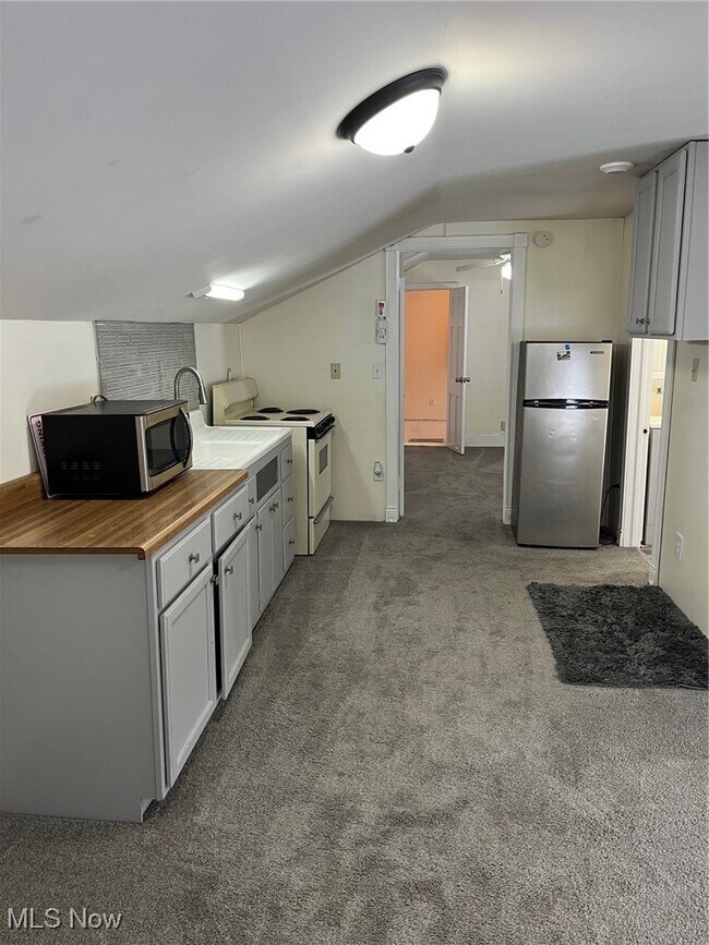 Foto del edificio - 3923 Richlawn Rd