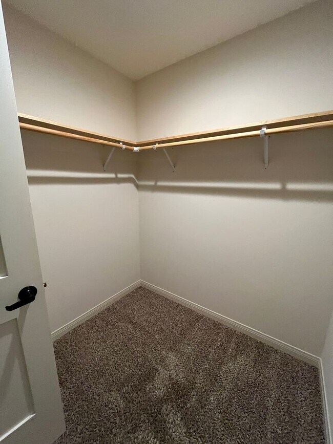 Foto del edificio - 3880 State St