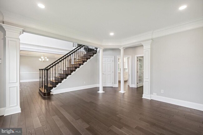 Building Photo - 43801 Timberbrooke Pl