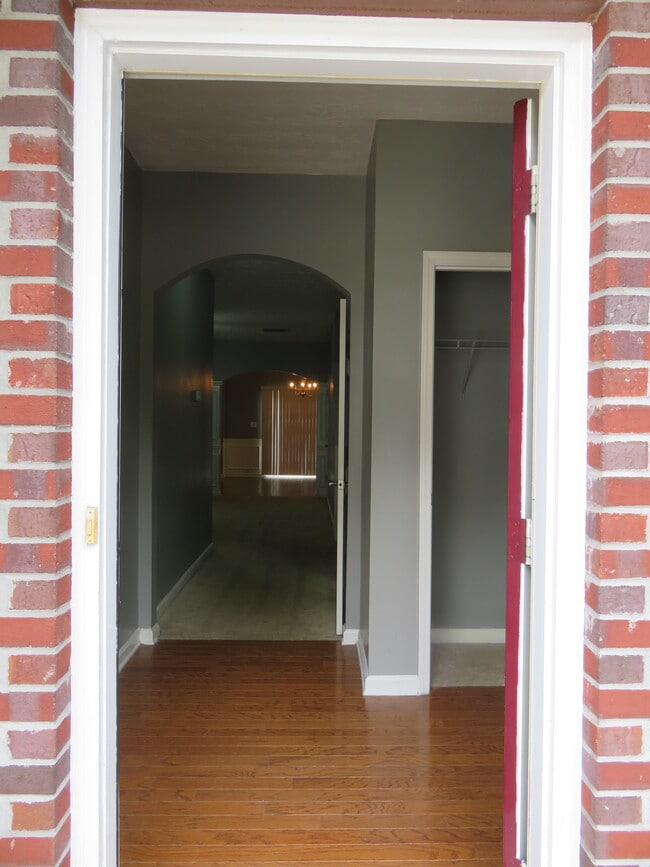 Foto del edificio - 2492 Emma Way NW