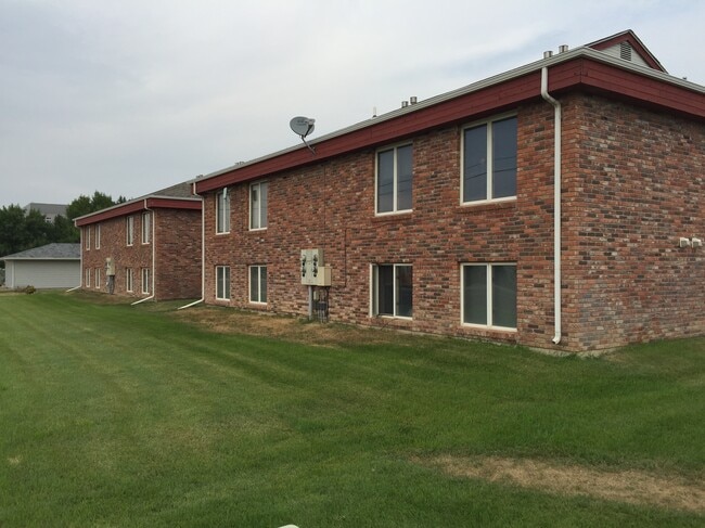 Building Photo - 1608 Sand Ct
