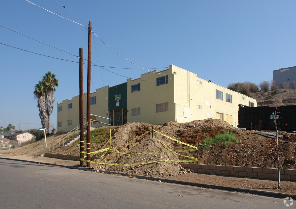 Primary Photo - 5014 Auburn Dr
