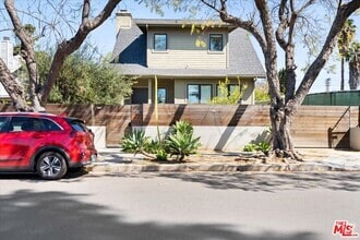 Building Photo - 4525 Melbourne Ave