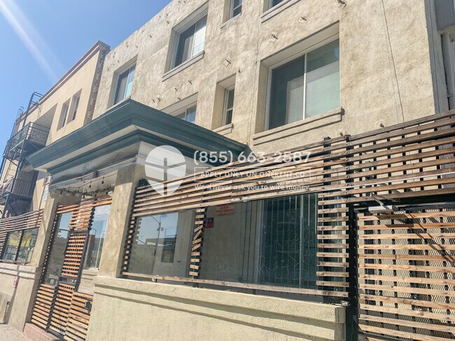 Building Photo - 1241 W 6th St