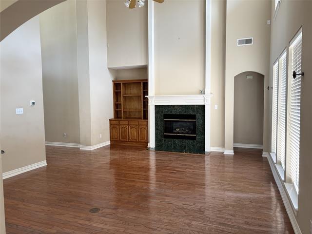 Building Photo - 3405 Hillpark Ln