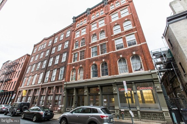 Building Photo - 8-10 Letitia St