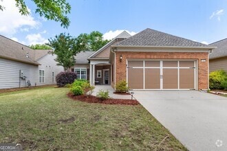 Building Photo - 105 Dahlia Dr