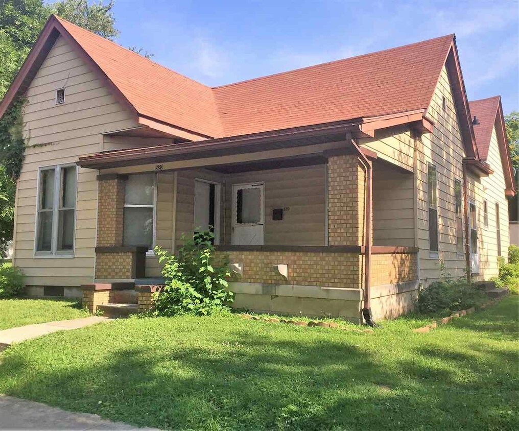 Primary Photo - 520 W Kirkwood Ave
