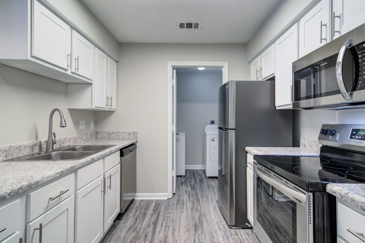 Primary Photo - Rutland Place