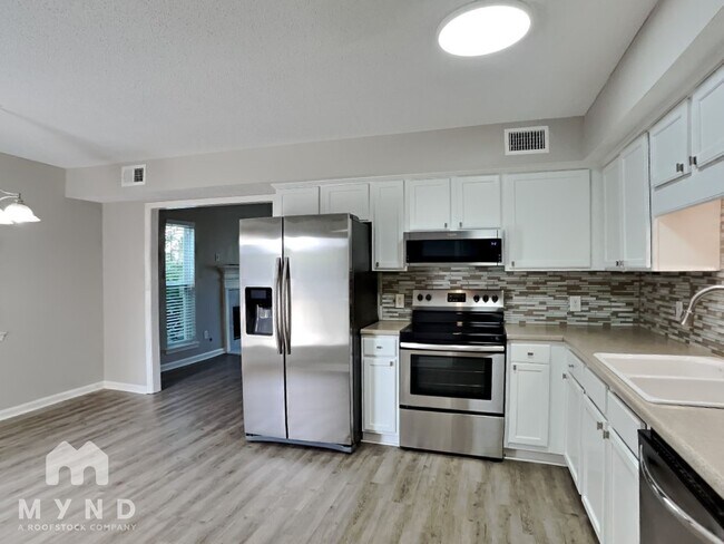 Foto del edificio - 137 W Stonehaven Cir