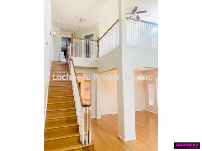 Building Photo - *****Gorgeous home in the Meadow Creek sub...