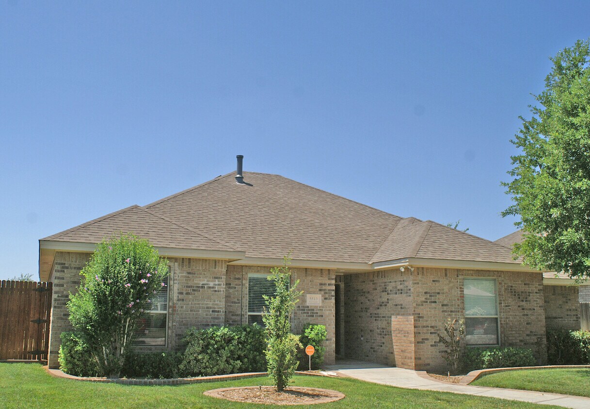 Foto principal - 5513 Rio Grande Ave