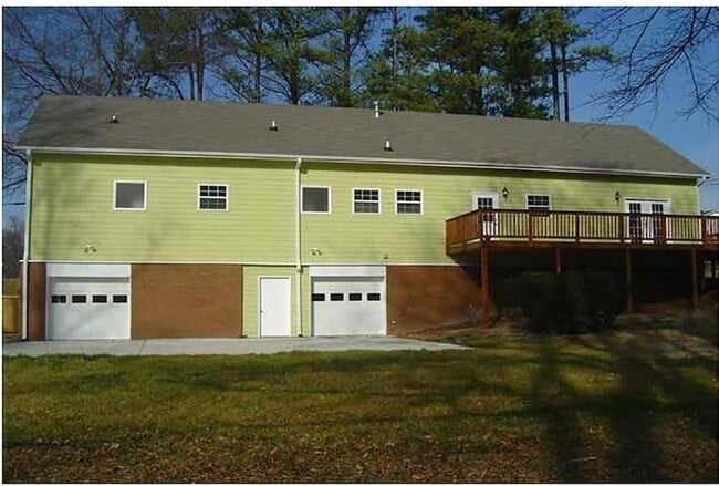 Photo - 1510 Roberts Dr SE House