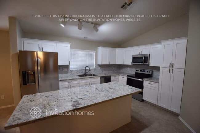 Foto del edificio - 4685 E Alamo St