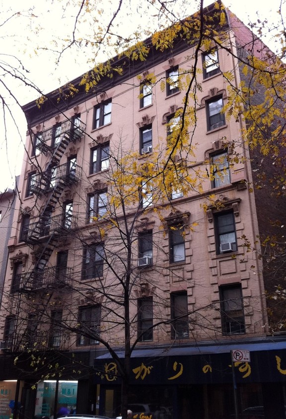 Foto principal - 402 East 78th St