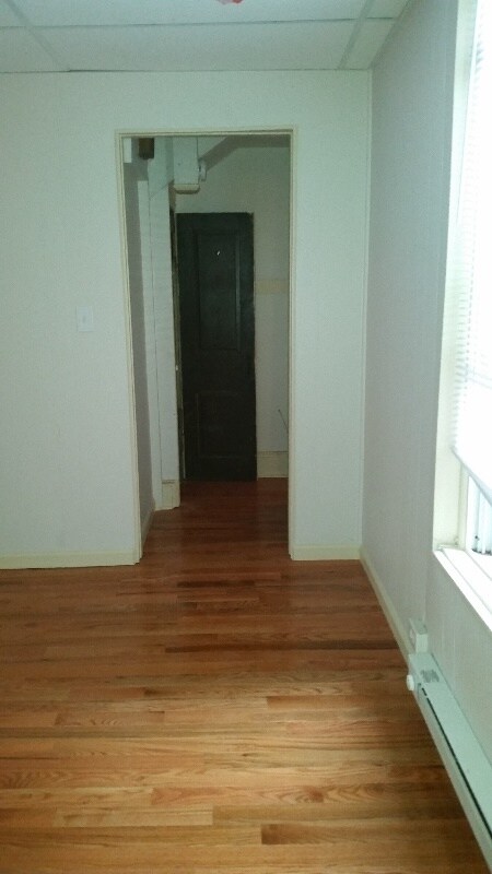 Dining Room - 405 S 6th St