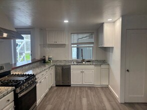 Building Photo - 4209 Carnes Rd