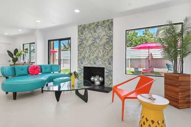 Building Photo - 3940 Cll San Antonio