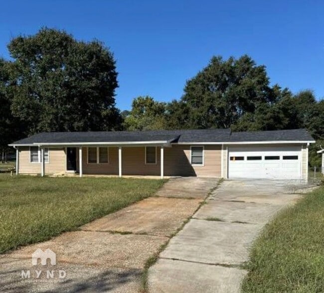 Building Photo - 3925 Maggie Dr SE