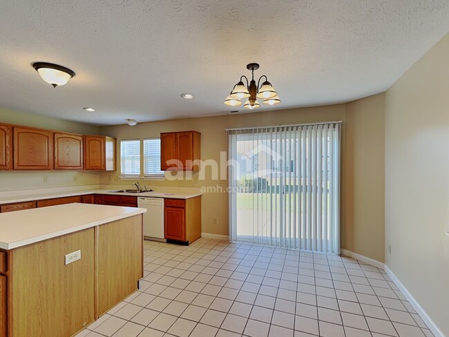 Building Photo - 529 Austrian Way