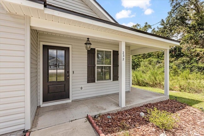 Photo - 232 Tafflinger Rd House