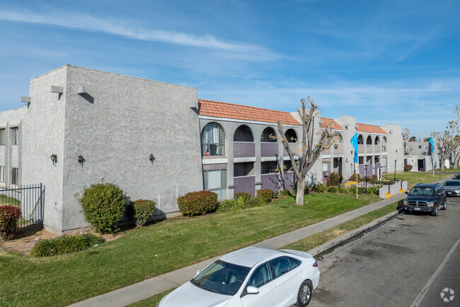 Edificio Alt - Villa Sierra Apartments