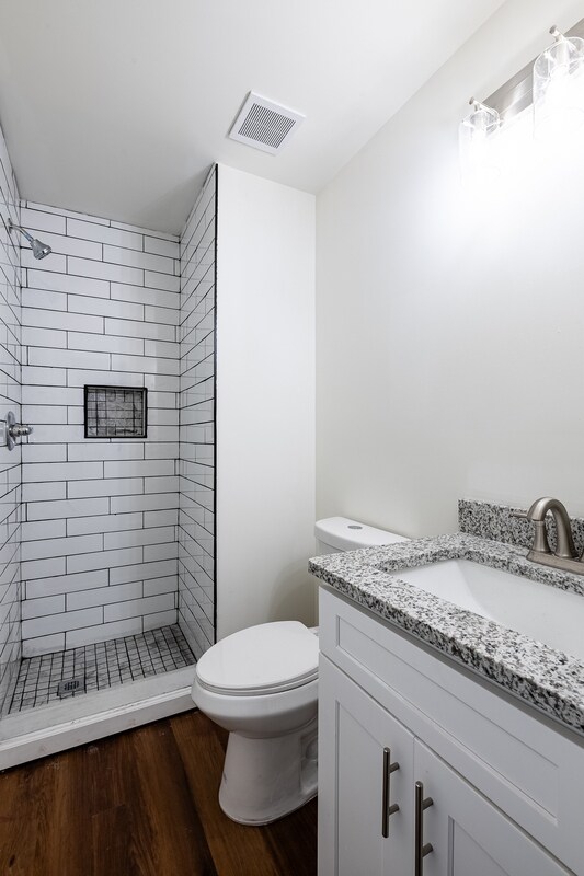 Building Photo - 452 Paines Ave NW