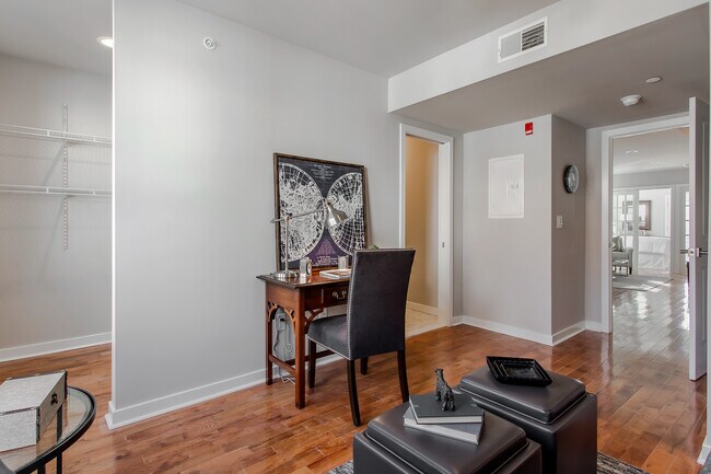 Foto del edificio - 820 Glenbrook Ave