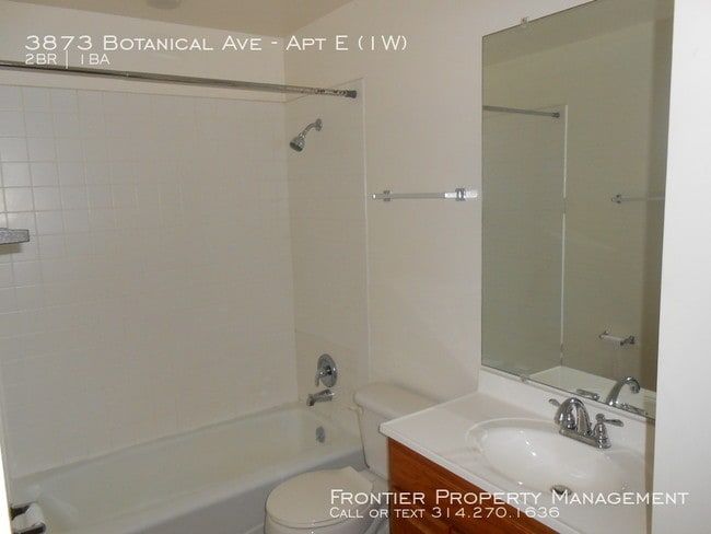 Building Photo - 3873 Botanical Ave