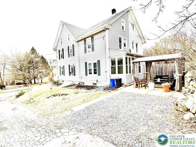 Building Photo - 31 Lafayette Ave