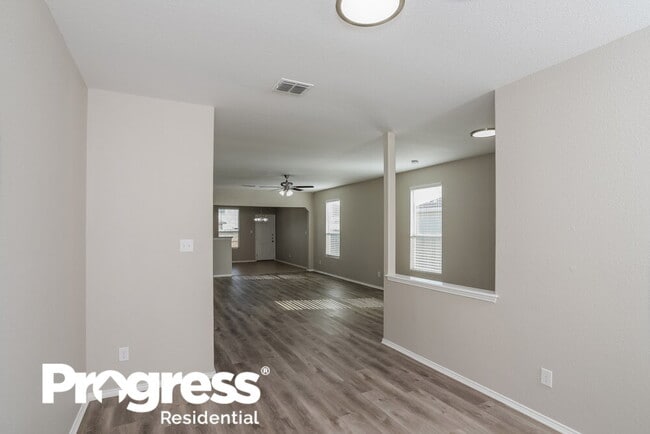 Foto del edificio - 200 Rustic Acres