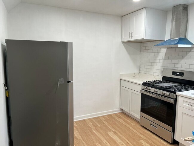 Foto del edificio - 7229 N Campbell Ave