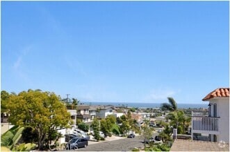 Building Photo - 33781 Silver Lantern St
