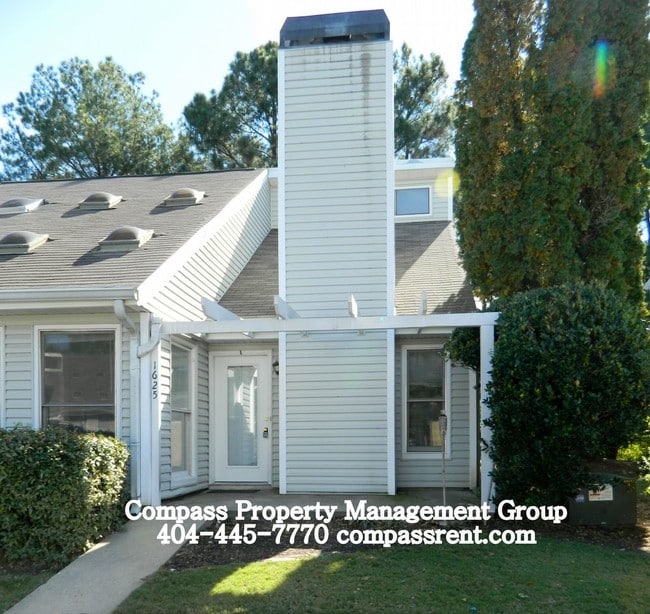 Building Photo - 1625 Homestead Trl