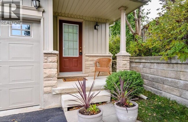 Photo du bâtiment - 85 Bankside Dr