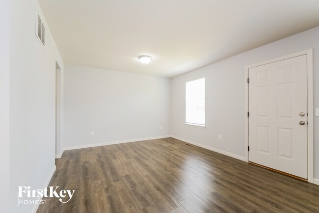 Foto del edificio - 1017 Carpathian Dr