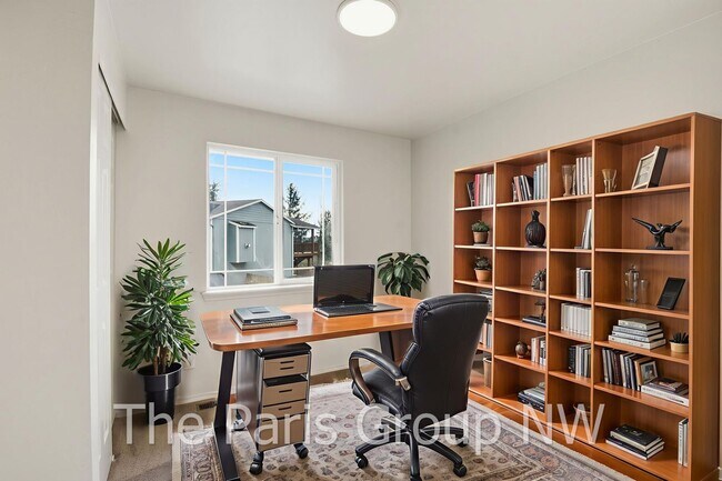 Foto del edificio - Spectacular Spacious 5BR Home in Sultan * Great Location * New Paint/Flooring/Appliances +++