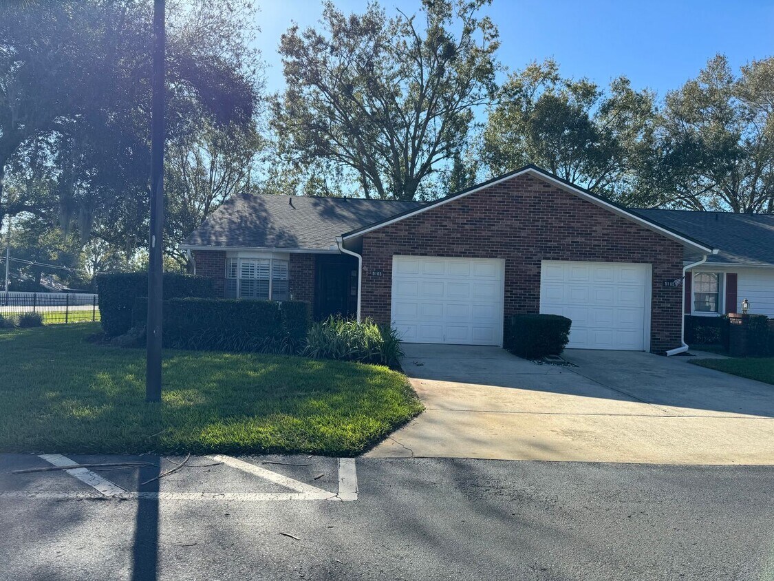 Primary Photo - 2 br, 2 bath House - 5103 LAZY OAKS DRIVE