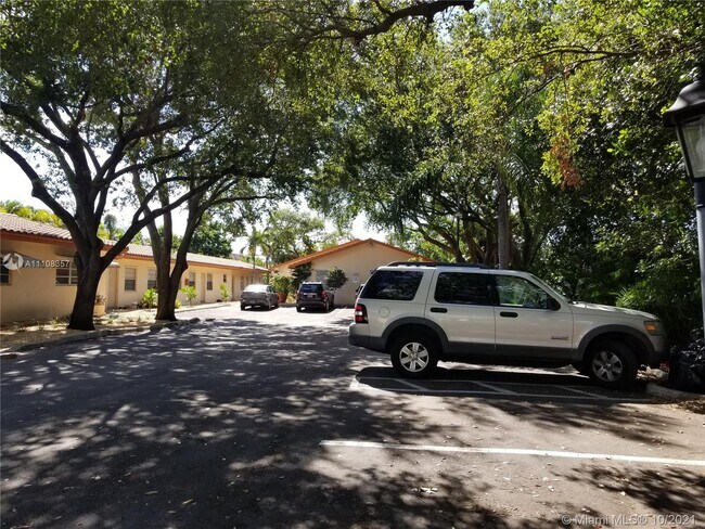 Foto del edificio - 2308 Monroe St
