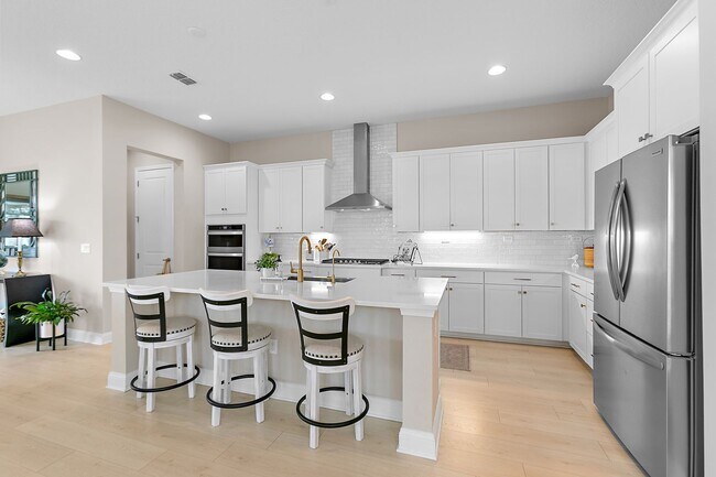 Building Photo - 547 Marquesa Cir