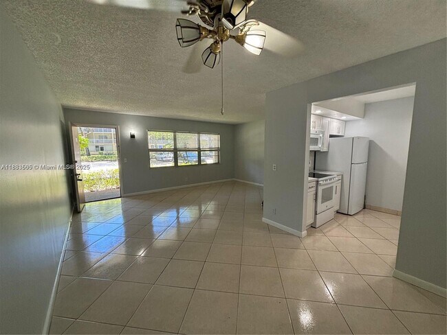 Foto del edificio - 13475 SW 9th St
