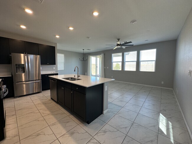 Foto del edificio - 8704 Glen Echo Ave