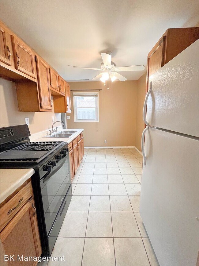 Foto del edificio - 3 br, 1 bath House - 2922 Elk Street