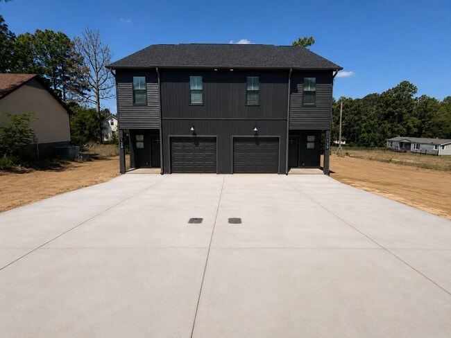 Building Photo - 3103 Cricket Rd