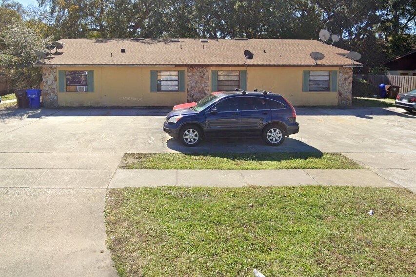 Primary Photo - 4114 Spitfire Ave