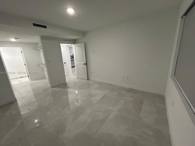 Foto del edificio - 14568 SW 261st Ter