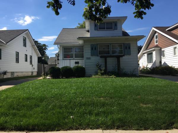 Foto del edificio - 4 Bedroom Single Family