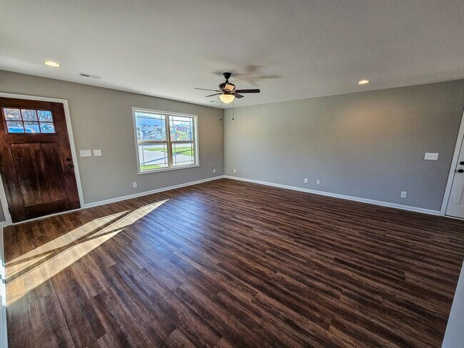 Building Photo - 1507 Green Ln