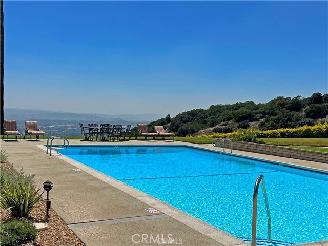 Foto del edificio - 882 Highpoint Dr